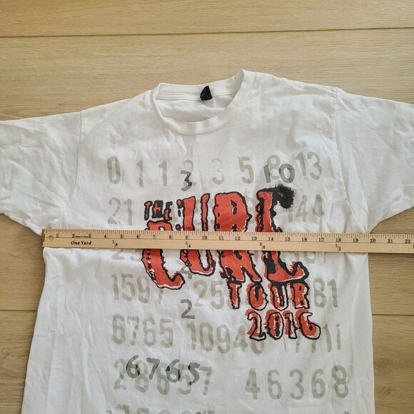 Tultex The Cure Numbers‎ On White Tour T-Shirt L White Red Crewneck Graphic Tee - Picture 6 of 7
